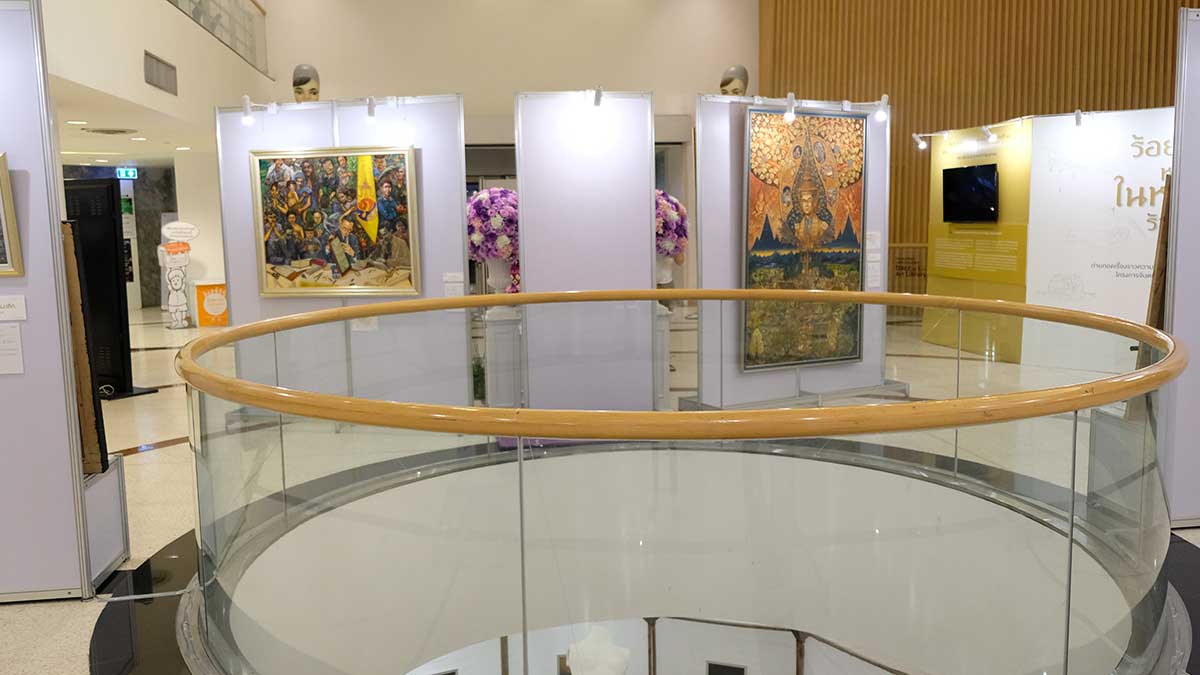นิทรรศการภาพถ่าย ล้านใจไทย ส่งเสด็จสู่สวรรคาลัย วันที่ 14 - 26 พฤศจิกายน 2560 หอศิลปวัฒนธรรมแห่งกรุงเทพมหานคร
