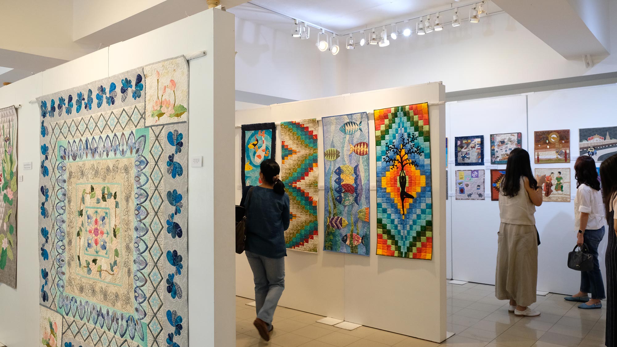 Exhibition JHIA THAILAND QUILT ART 2019 By More than 70 QUILT Artists | นิทรรศการ ศิลปะบนผืนผ้า โดย ศิลปินกลุ่มผู้ทำงานQUILT กว่า 70 คน