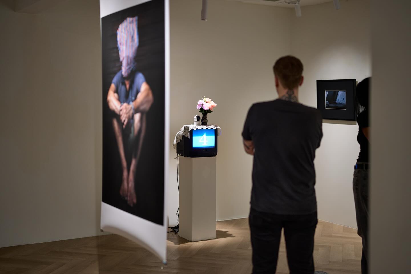 DELUSIONAL | DELUSIONAL - หลงผิด โดย มานิต ศรีวานิชภูมิ และ อัครา นักทำนา