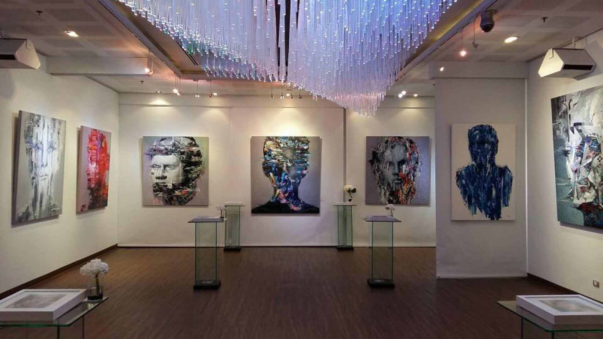 S Gallery